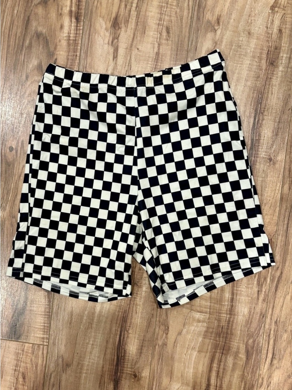 Checkered bicycle shorts